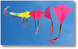 70 kites on a single line3 - (Creative Commons)